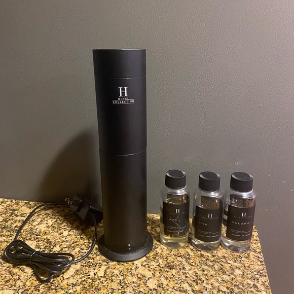 Hotel Collection Diffuser With 3 Used Fragrance Oils - Picture 1 of 8